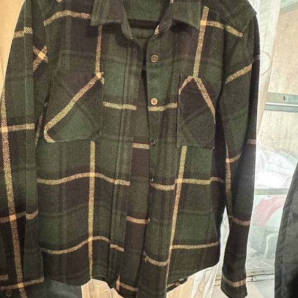 PacSun Jackets & Blazers - Green Plaid Button-Up Shacket